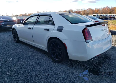 2019 Chrysler 300 S from USA, damaged, VIN 2C3CCABG2KH654070